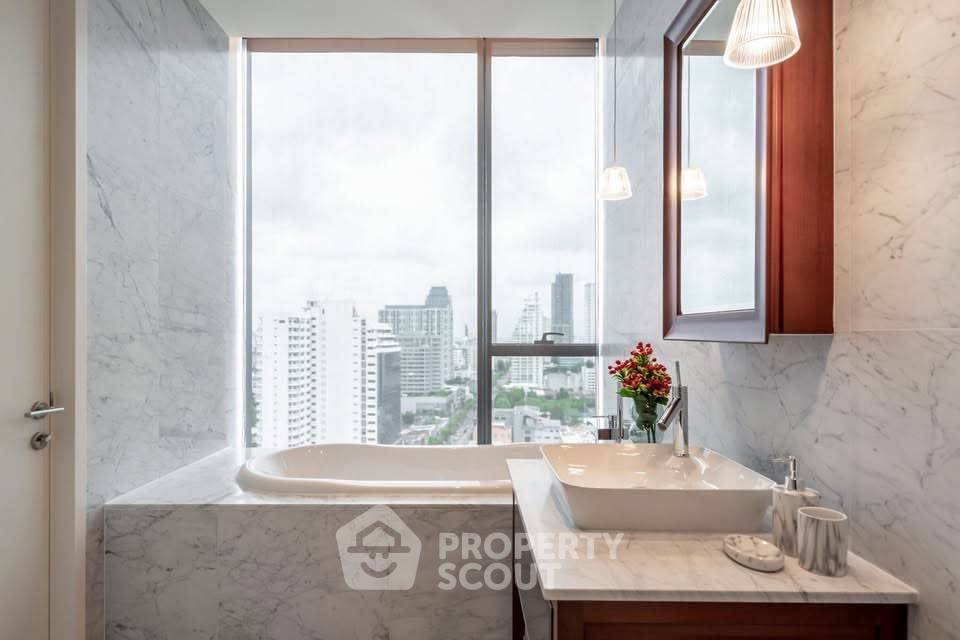 picture 2-BR Condo at Khun By Yoo near BTS Thong Lor (ID 2991829) - 2/8