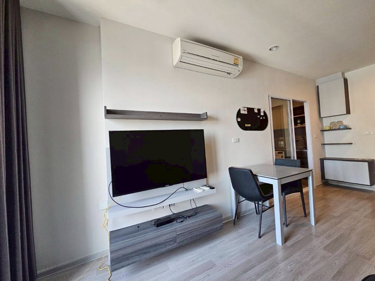 รูป For Rent 🏢✨ Life Asoke-Rama 9 เฟอร์นิเจอร์ครบ บิ้วอินสวยงาม สนใจแอดไลน์ @255ghzjq. มี@ด้วยน้าꔛ - รูปที่ 4/16