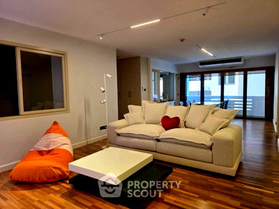 Condos for rent : 3-BR Condo at Le Premier 2 Condominium near BTS Thong Lor (ID 2094402)