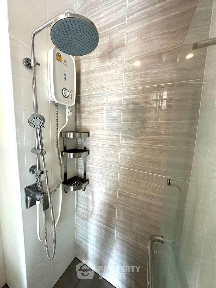 picture 29th-Floor 1-BR 28 Sqm Condo At Knightsbridge Prime Onnut, BTS On Nut (ID 1446014) - 13/15