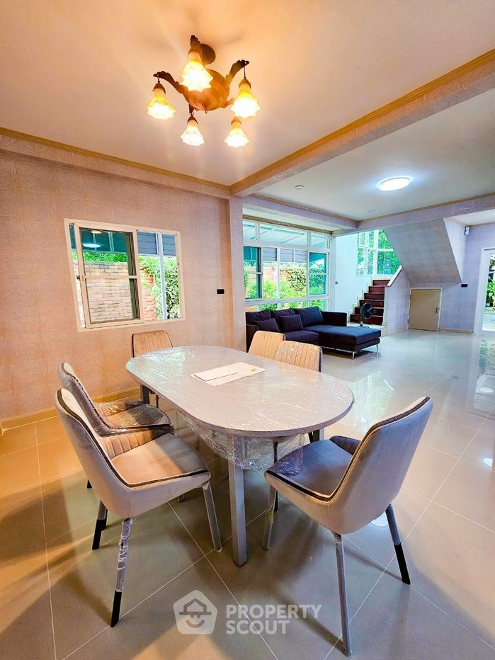 picture 4-BR House in Chai Sathan (ID 2989602) - 24/32