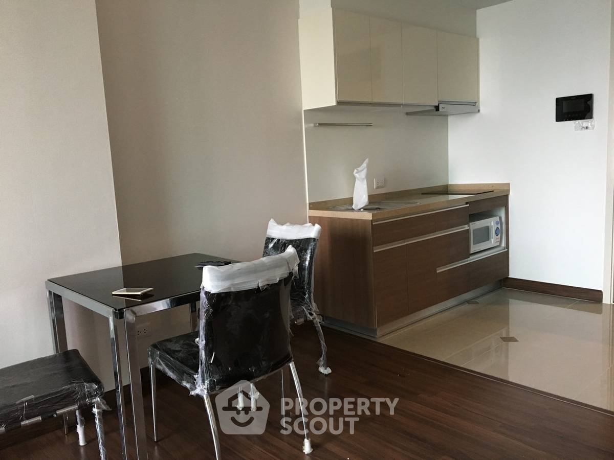 รูป คอนโด 1-ห้องนอน ที่ ศุภาลัย เอลีท สาทร - สวนพลู ใกล้ BTS ศาลาแดง (ID 650500) - รูปที่ 3/5
