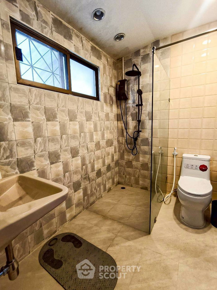 รูป บ้าน 4-ห้องนอน ใกล้ เชียงใหม่ไนท์ซาฟารี (ID 2989521) - รูปที่ 11/18