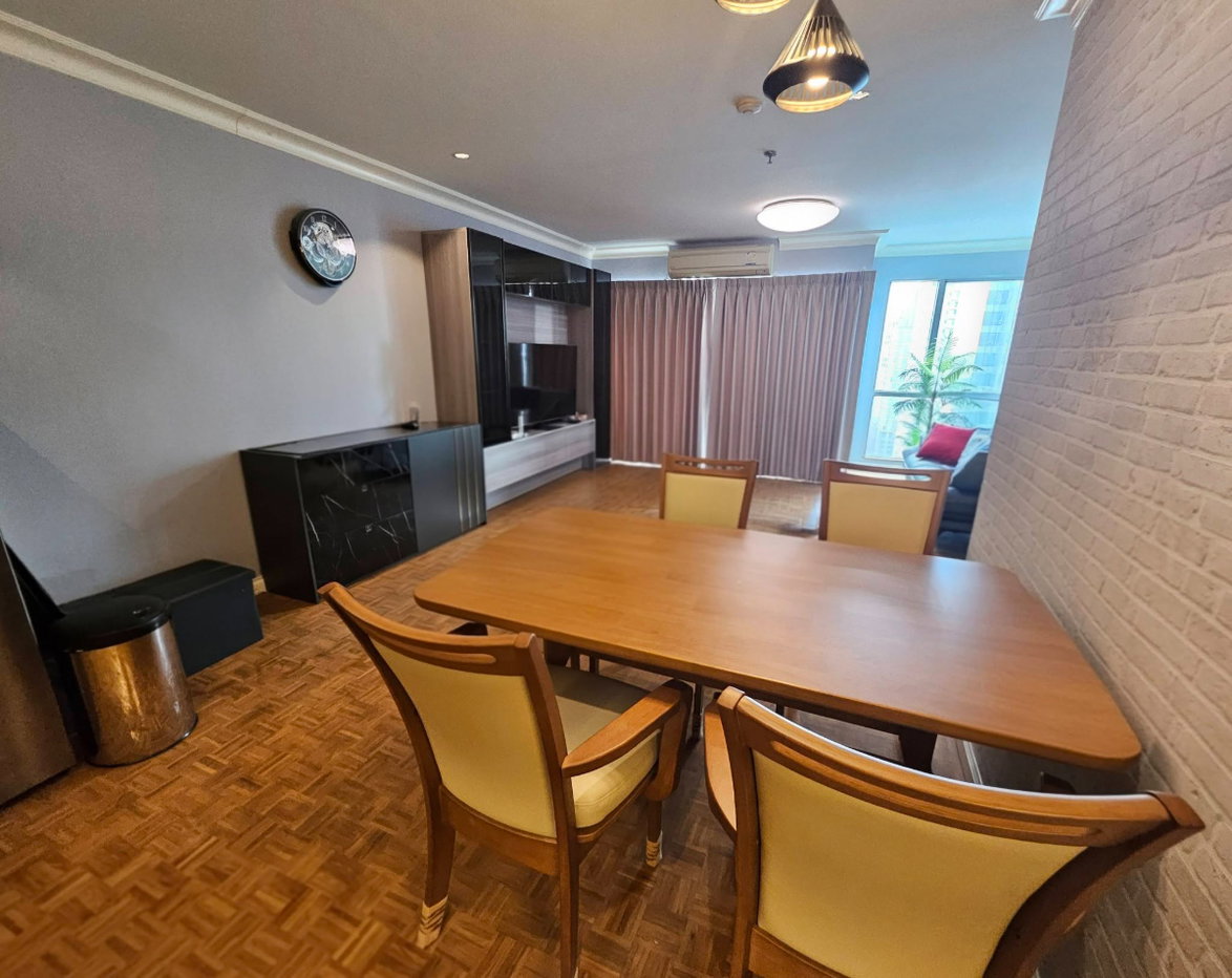 รูป RS6430 ขายเท่านั้น Silom Suite Sathorn Soi 12 เพียง 3 นาทีจาก BTS เซนต์หลุยส์  - รูปที่ 2/14
