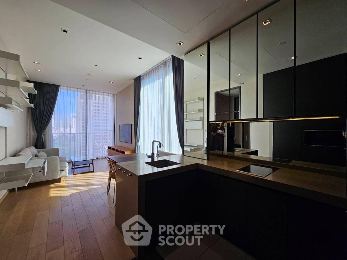 picture 1-BR Condo at 28 Chidlom near BTS Chit Lom (ID 2108322) - 4/12