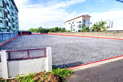 เช่าที่ดิน ลำลูกกา ปทุมธานี : 1,200 ตร.ม. ที่ดินถมแล้วให้เช่า 300ตรว. สนามกอล์ฟธูปะเตมีย์ 3กม.โลตัส ลำลูกกา คลอง 2 เพียง 449 ม 2 แปลง รวม ใกล้ BTSคูคต 1.69 กม.