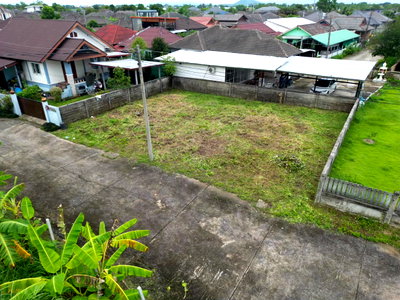 ที่ดิน พี-มาร์ท ซุปเปอร์สโตร์ เชียงราย : ที่ดินเปล่า หมู่บ้านเชียงรายเมืองใหม่