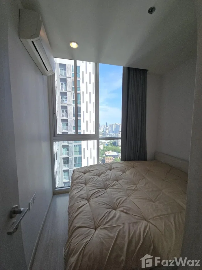 รูป คอนโดให้เช่า 2 ห้องนอน ในโครงการ โนเบิล รีวอลฟ์ รัชดา 6458061 - รูปที่ 10/14
