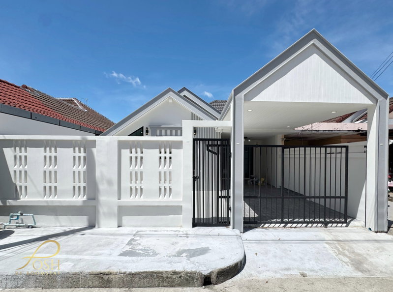 ขายบ้านแฝด : ภูเก็ตวิลล่าสาม Phuket Villa3 รีโนเวทและต่อเติมทั้งหลังในสไตล์โมเดิร์น มาพร้อมอ่างอาบน้ำ ถนนหน้าบ้านกว้างไม่แออัด