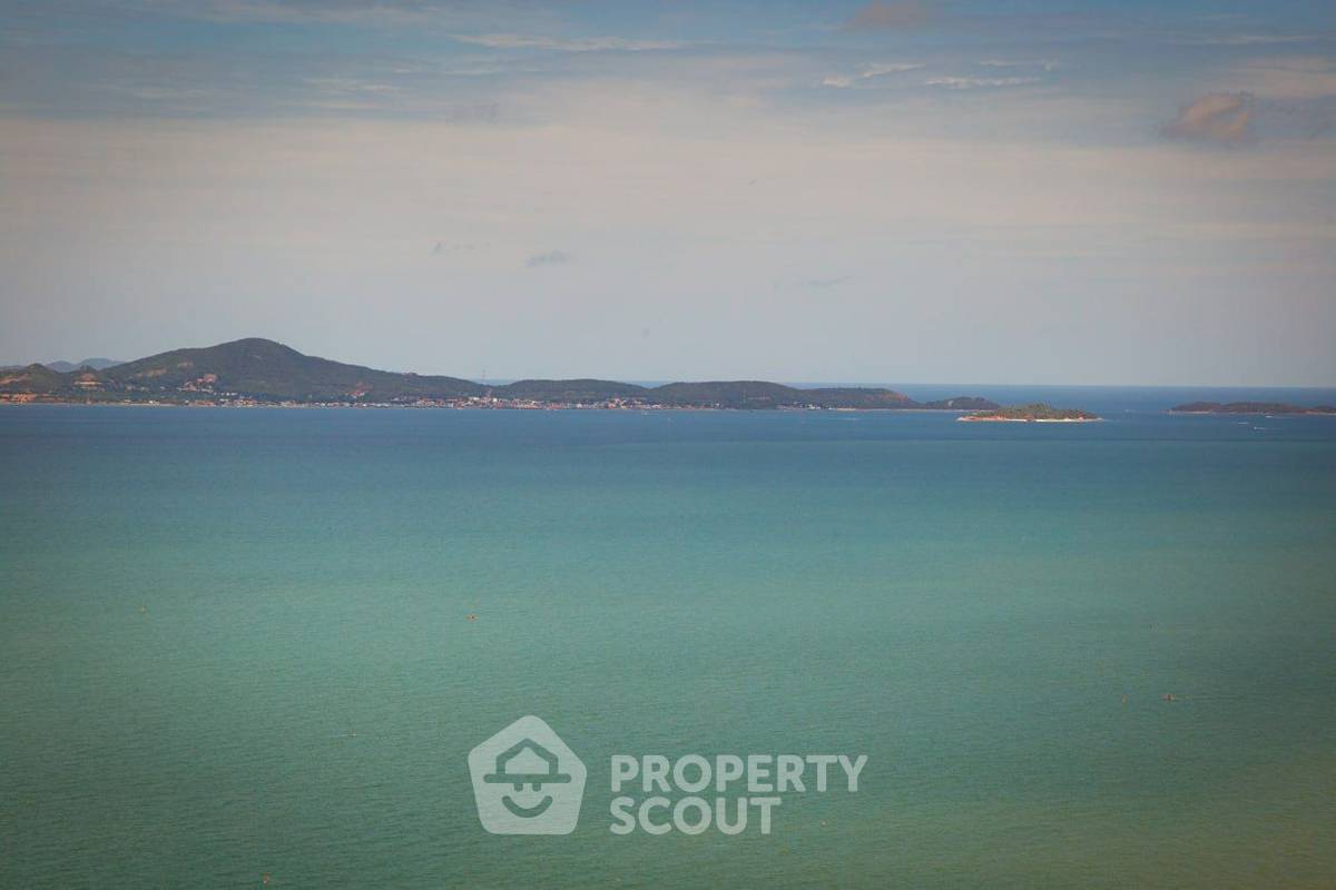 picture High-Floor 2-BR 130 Sqm At Cetus Beachfront, Jomtien Beach (ID 1495264) - 22/23