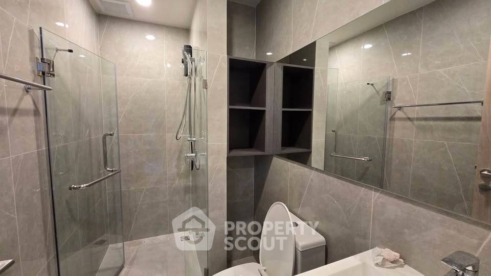 picture 2-BR Condo at Nue District R9 near MRT Phra Ram 9 (ID 2987726) - 13/13