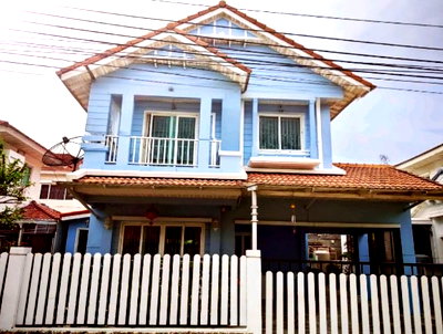 Houses for rent : ✨ For Rent: Detached House in Perfect Place Ratchaphruek, 2-story, 51 sq.wah, 4 Bedrooms, 2 Bathrooms, Only 25,000 THB 🏡💖