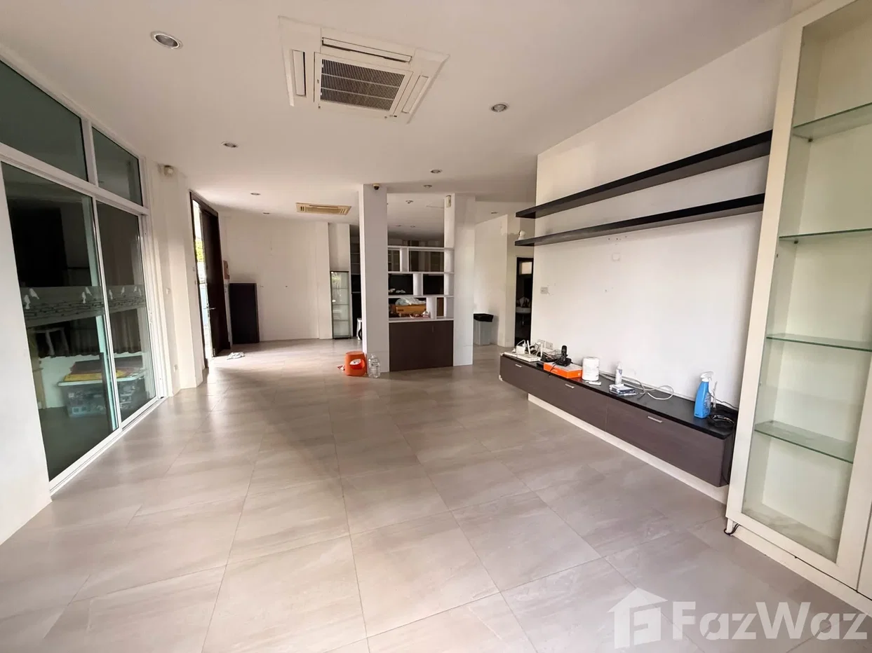 รูป บ้านเดี่ยวให้เช่า 4 ห้องนอน ใน สวนหลวง, กรุงเทพมหานคร 6453426 - รูปที่ 2/20