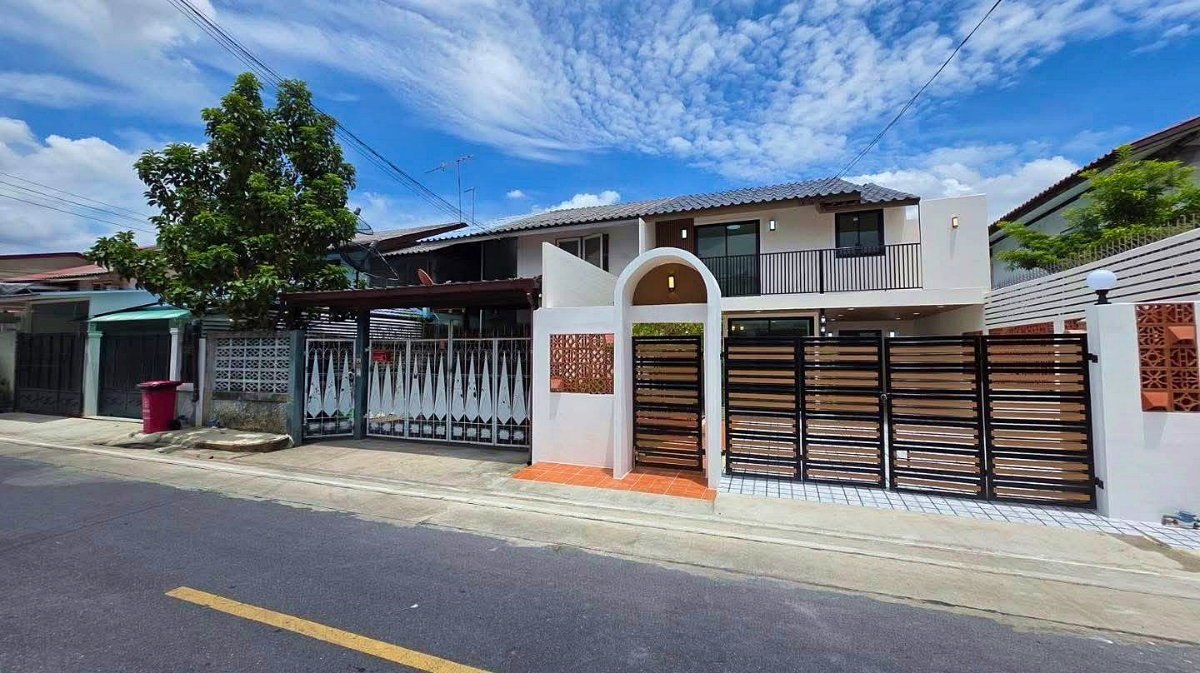 รูป บ้านสวย ๆ หมู่บ้านรัตนาธิเบศร์ บางใหญ่ อยู่หลังเซ็นทรัล เวสเกต MRT ตลาดบางใหญ่อยู่หน้าหมู่บ้าน - รูปที่ 3/26