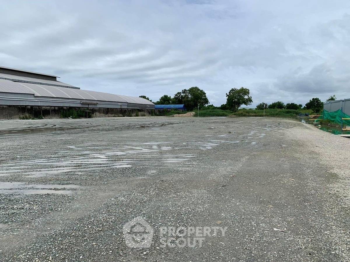 picture 12,800 m² Land for Sale in Bang Sao Thong (ID 2986606) - 2/4