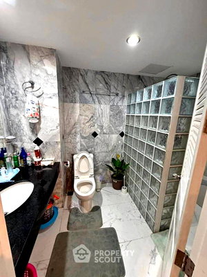 Condos for sale : 3-BR Condo For Sale At Royal Hill Resort Condominium, Pattaya South (ID 2991722)