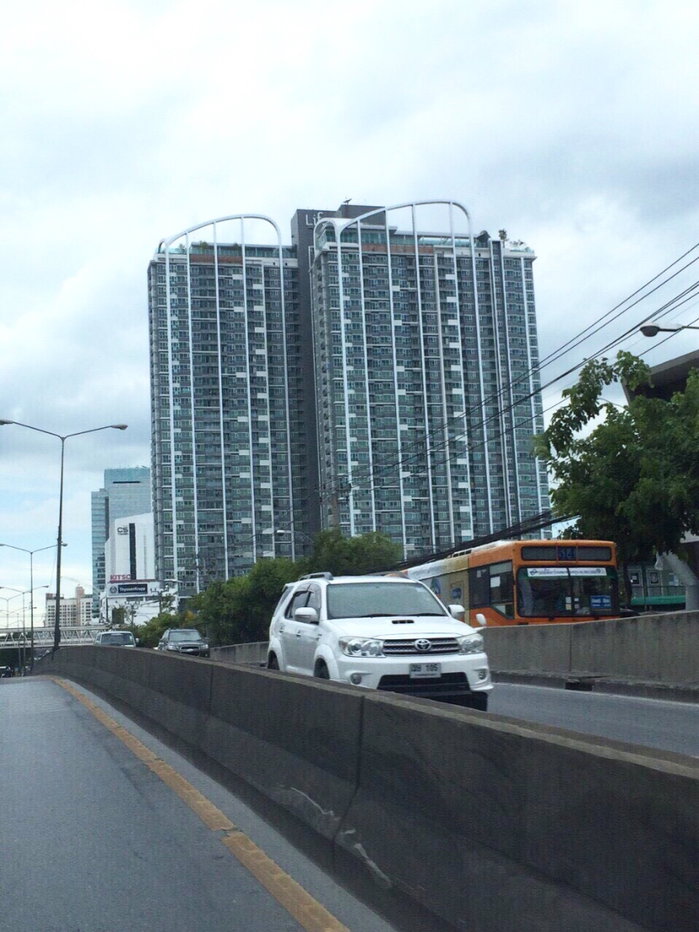 picture Available 10Jul26! Life Ratchada. 1bed 45sqm.  Line id: @pfagent - 7/7