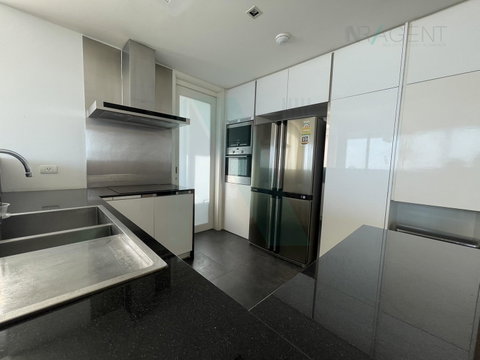 🎉Special room!🎉 For Rent Condo THE PANO Building 1, Floor 18,3 bed room, Room size 223.00 sqm