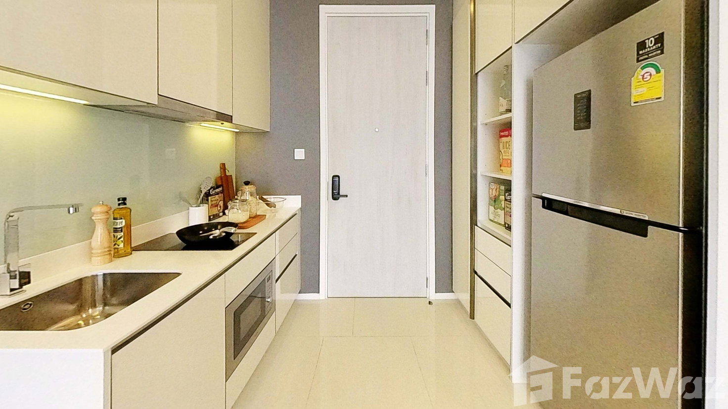picture 2 Bedroom Condo for sale at Mazarine Ratchayothin  1887362 - 2/11