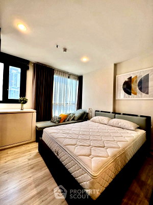 Condos for rent : 1-BR Condo at XT Huaikhwang near MRT Huai Khwang (ID 2988695)