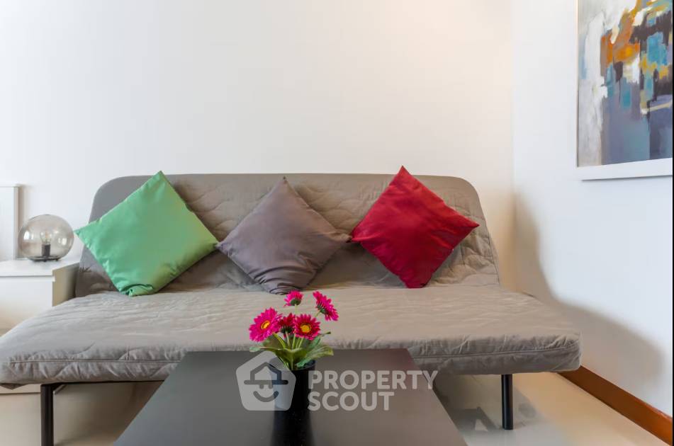 picture Studio Condo at Omni Tower near BTS Nana (ID 2987220) - 11/16