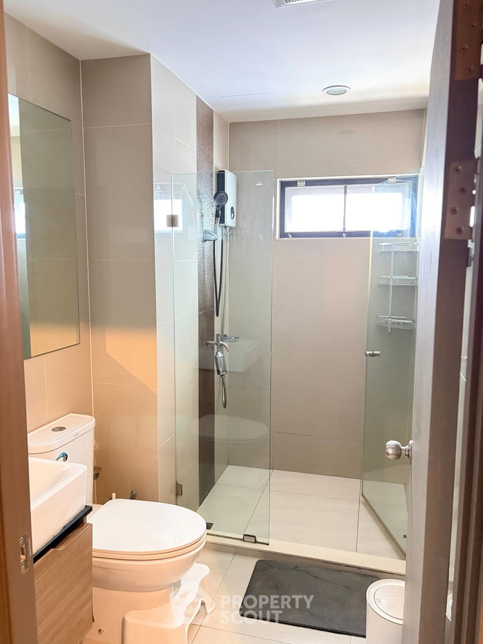 picture 1-BR Condo at Ideo Thaphra Interchange near MRT Tha Phra (ID 2991343) - 6/11