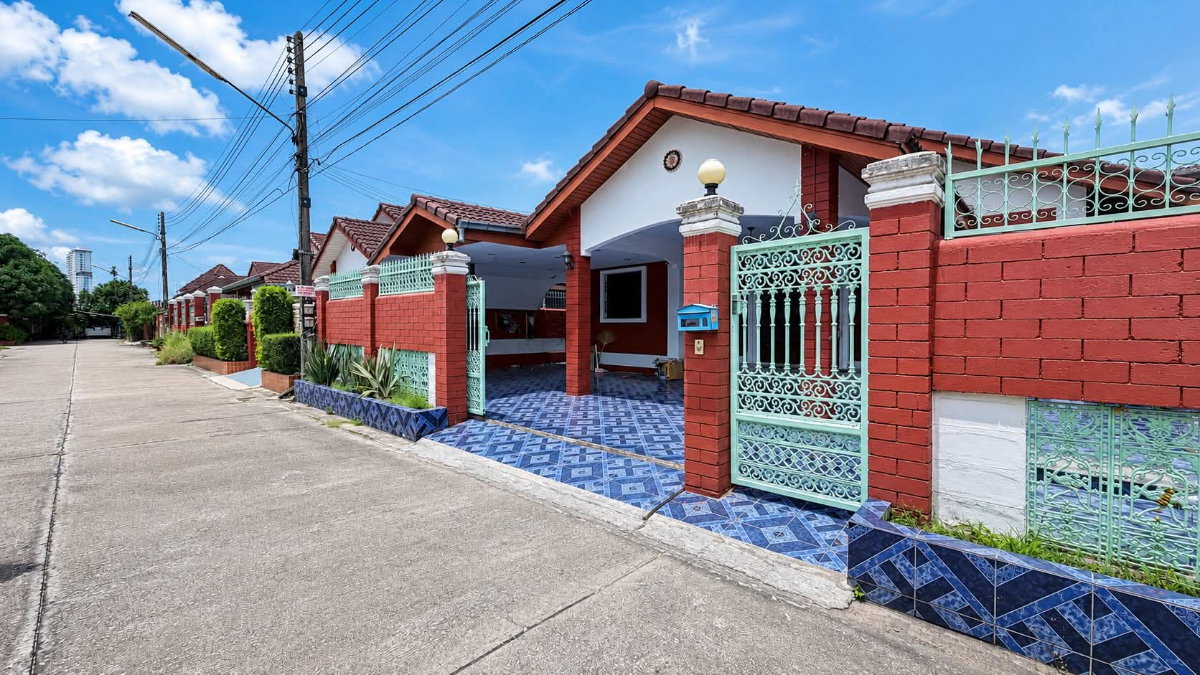 รูป บ้านเดี่ยวพัทยา นาเกลือฝั่งทะเล ใกล้ตลาดลานโพธิ์นาเกลือ 3ห้องนอน 2ห้องน้ำ ราคาถูก - รูปที่ 1/4