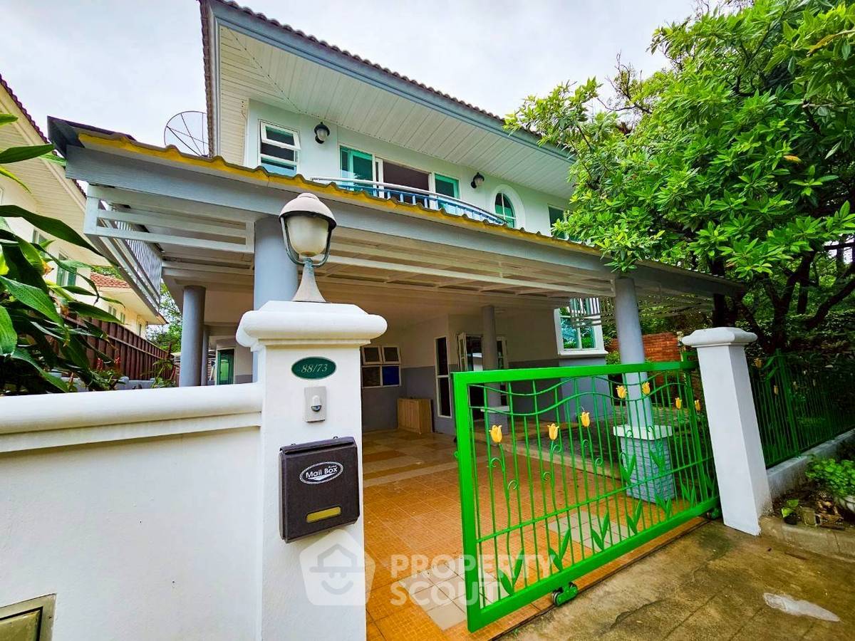 picture 4-BR House in Chai Sathan (ID 2989602) - 1/32