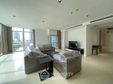 3-BR Condo at Athenee Residence near BTS Phloen Chit (ID 2990689)