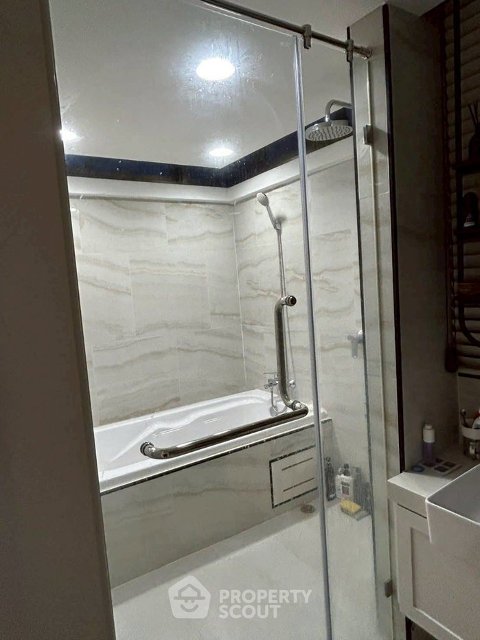 รูป คอนโด 3-ห้องนอน ที่ ศุภาลัย เพลส สุขุมวิท 39 ใกล้ BTS พร้อมพงษ์ (ID 2988739) - รูปที่ 15/19