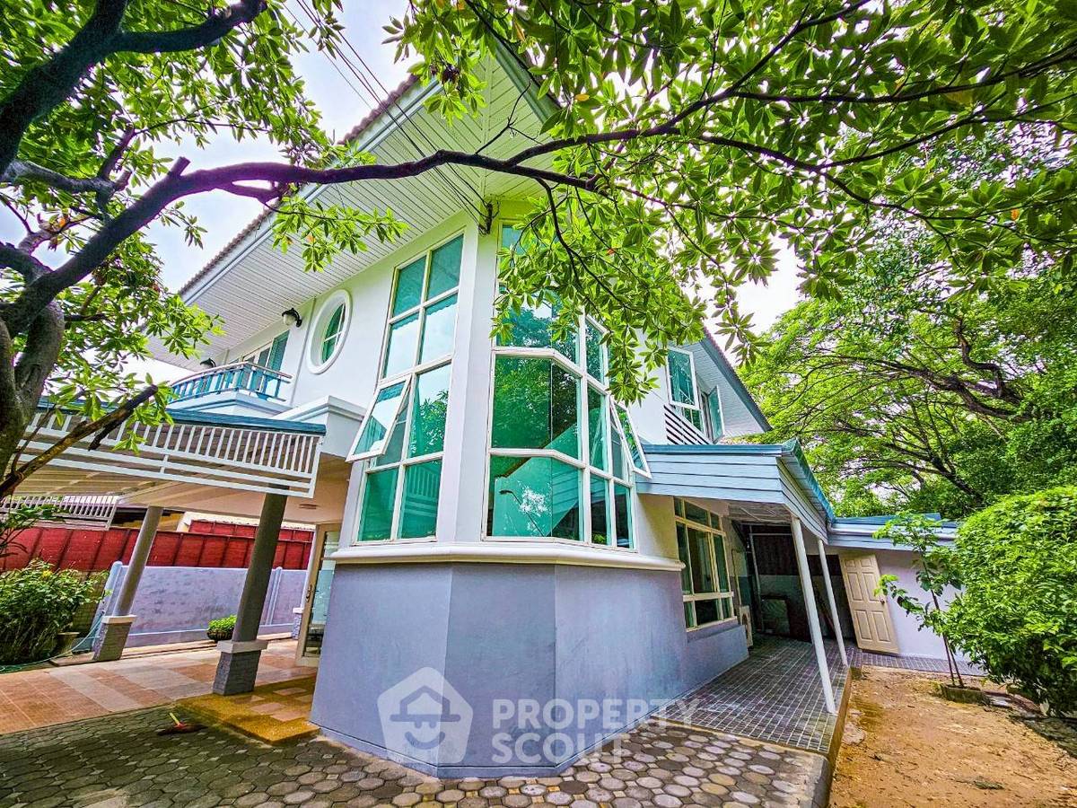 picture 4-BR House in Chai Sathan (ID 2989602) - 31/32