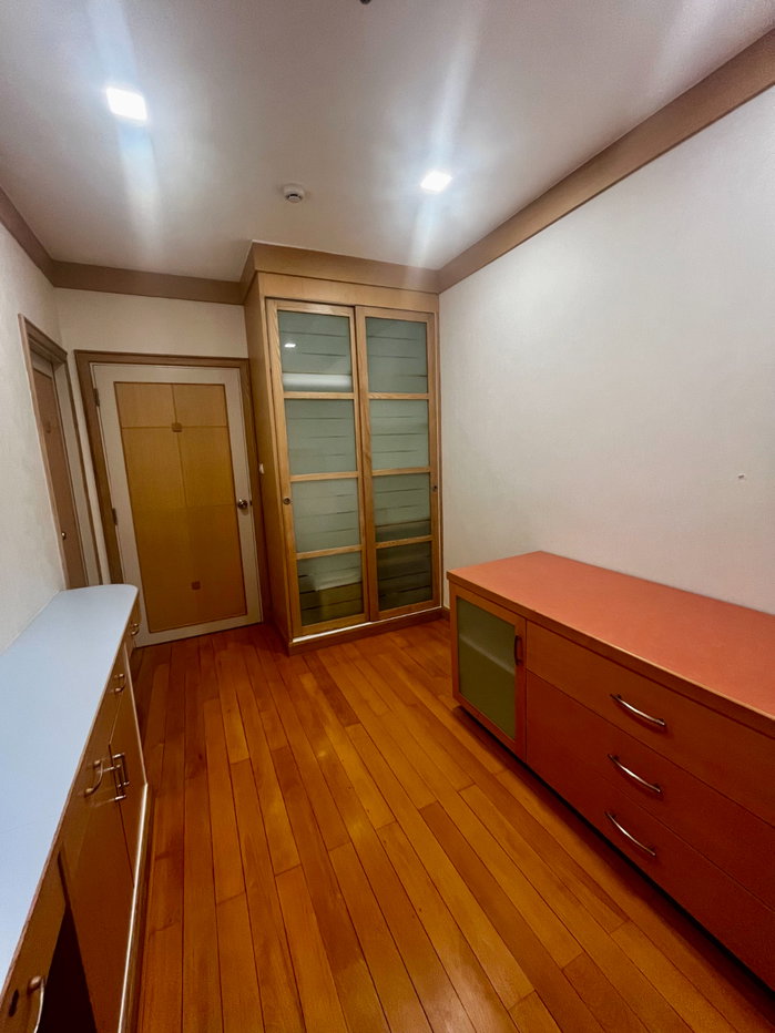 รูป ขายด่วน!! คอนโดปทุมวันรีสอร์ท 2 ห้องนอน 2 ห้องน้ำ 75 ตรม - รูปที่ 3/13