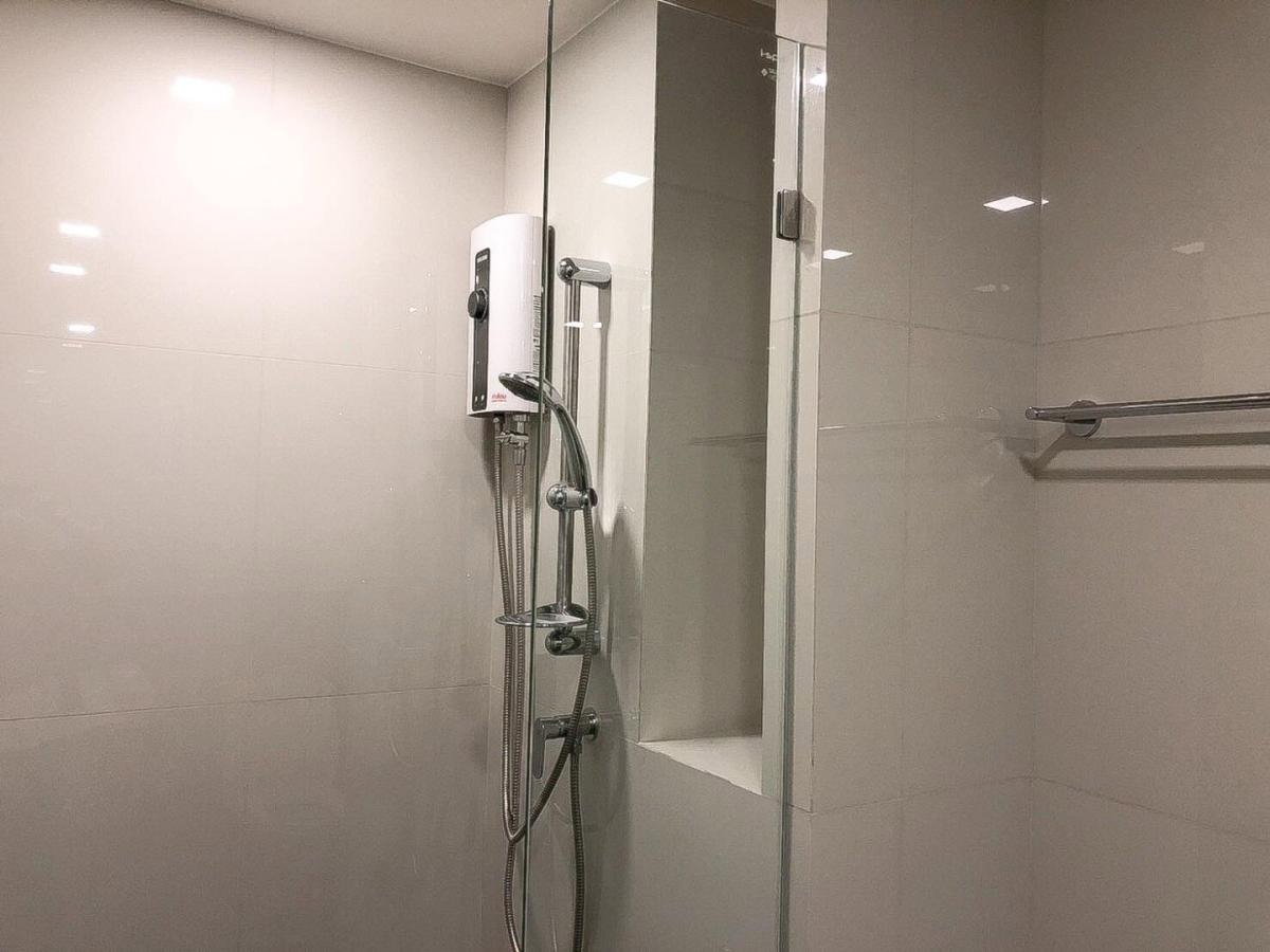 รูป 🏙️✨ FOR RENT: Chambers On-Nut Station — MODERN CITY LIVING! 💰 Rental Price: 16,000 THB/month!! - รูปที่ 8/18