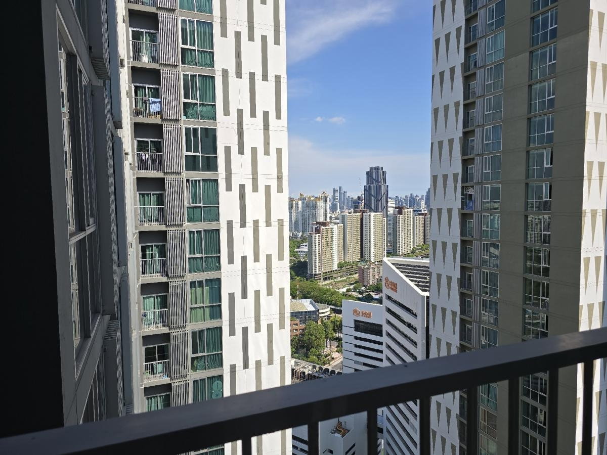 picture 🎈#CT2303_211🎈💥Urgent💥 Guaranteed availability! Click quickly before it's gone‼️ For Rent 35k.🔥 Noble Revolve Ratchada Condo - 23/23