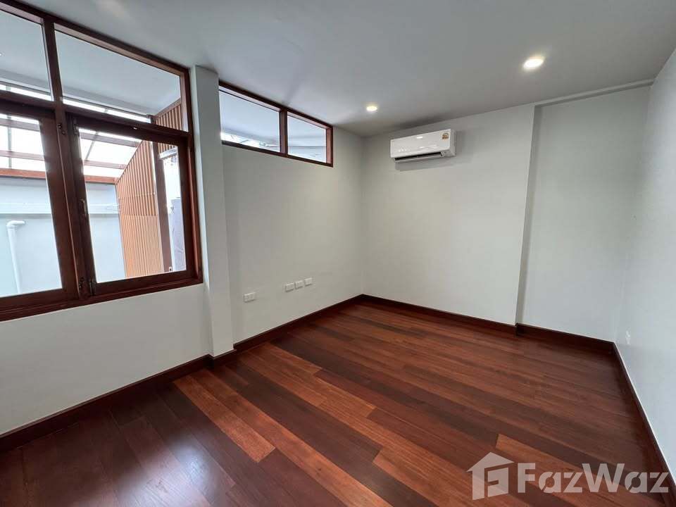รูป บ้านเดี่ยวให้เช่า 4 ห้องนอน ใน คลองตันเหนือ, กรุงเทพมหานคร 5639365 - รูปที่ 8/29