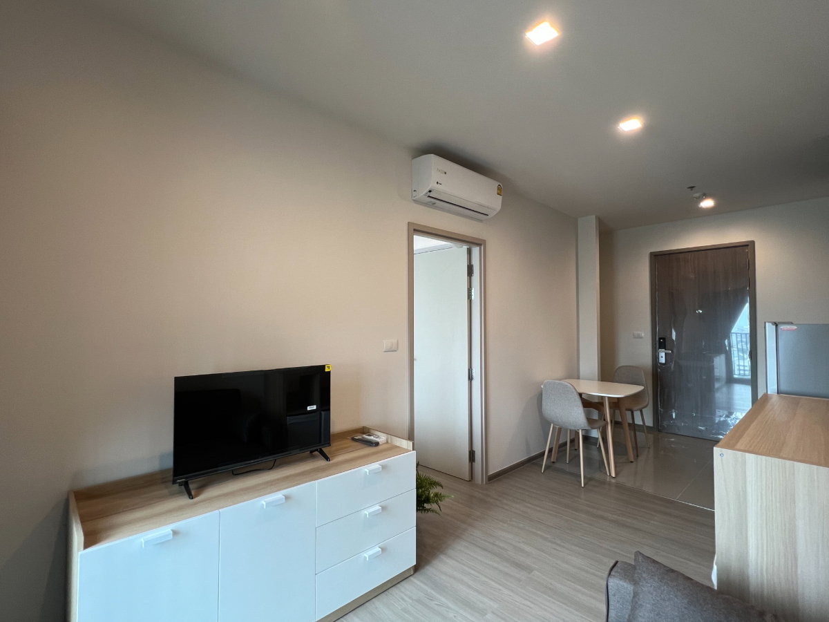 รูป 🌆✨ FOR RENT: The Base Phetchaburi–Thonglor — MODERN HIGH-FLOOR LIVING!  💰 Rental Price: 16,500 THB/month!!   - รูปที่ 4/11