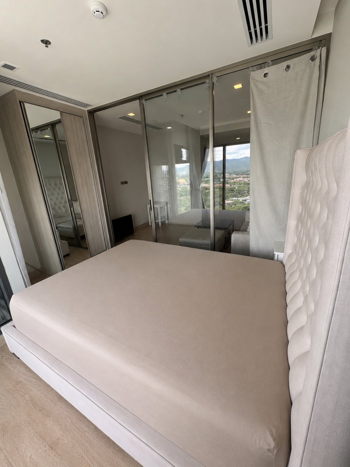 picture Available for rent now! Infinity One condo Central Mall - 3/12