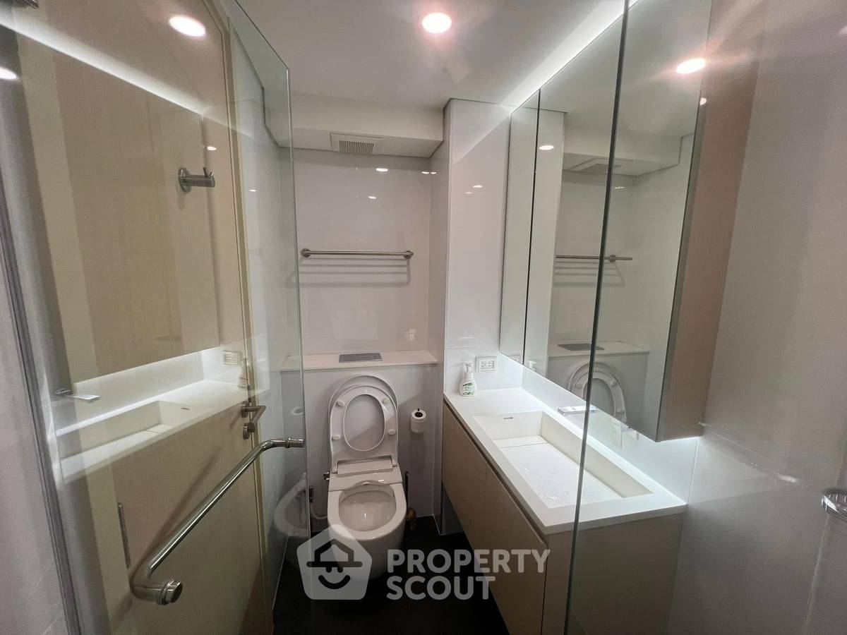 picture 1-BR Condo at Landmark @MRTA Station in Bang Kapi (ID 2992635) - 12/18
