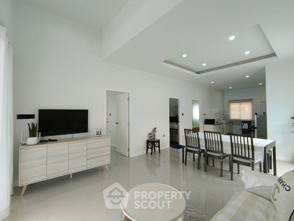 รูป บ้าน 3-ห้องนอน ใกล้ เดอะ เวเนเซีย (ID 2097948) - รูปที่ 3/8