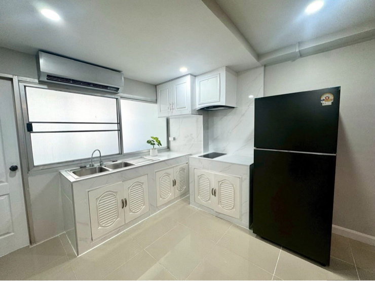 รูป S159 ให้เช่าคอนโด Siam Condominium (สยาม คอนโดมิเนียม) 2 ห้องนอน ห้องรีโนเวทใหม่ ติดเซ็นทรัลพระราม 9 พร้อมเข้าอยู่ - รูปที่ 5/6