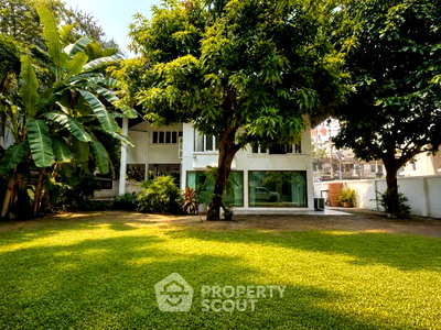 Houses for rent วิทยาลัยเสนาธิการทหาร : 2-BR House near BTS Phloen Chit (ID 2987381)