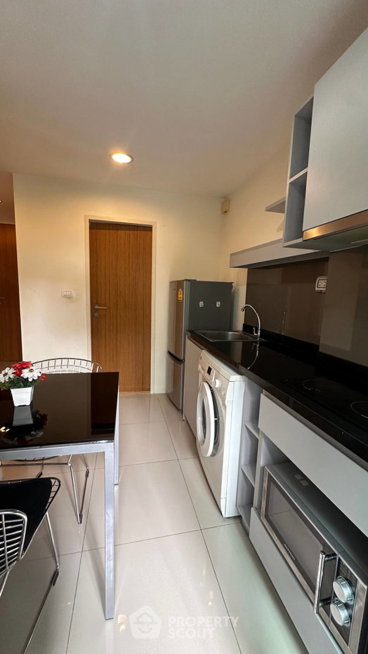 รูป คอนโด 1-ห้องนอน ที่ ซีนิธ เพลส สุขุมวิท 42 คอนโดมิเนียม ใกล้ BTS เอกมัย (ID 887985) - รูปที่ 9/12
