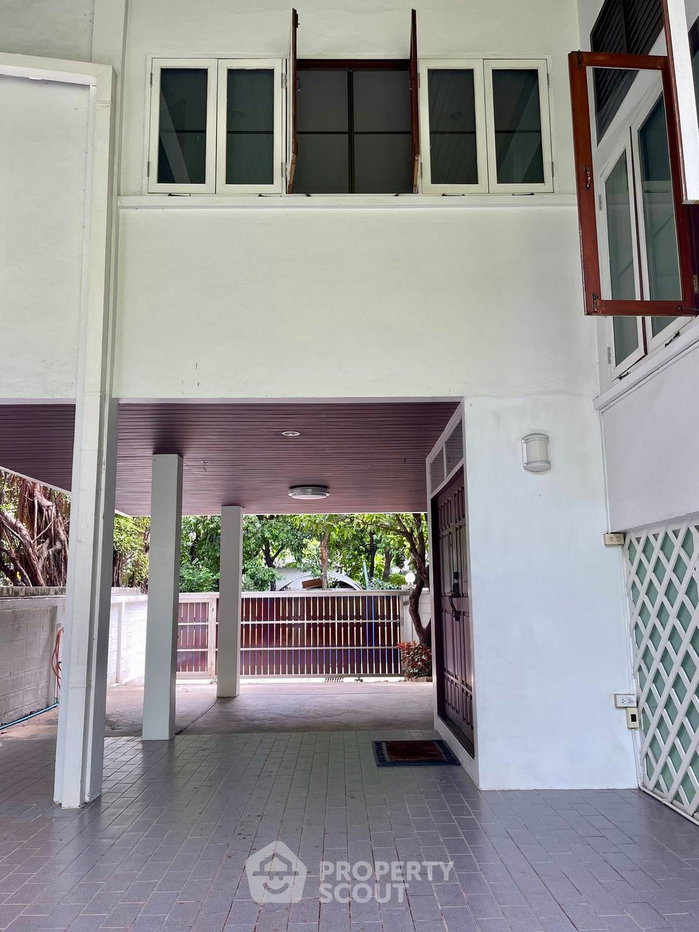 picture 2-BR House near BTS Phloen Chit (ID 2987915) - 17/17