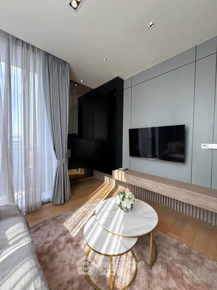 picture 2-BR Condo at 28 Chidlom near BTS Chit Lom (ID 2992013) - 12/13