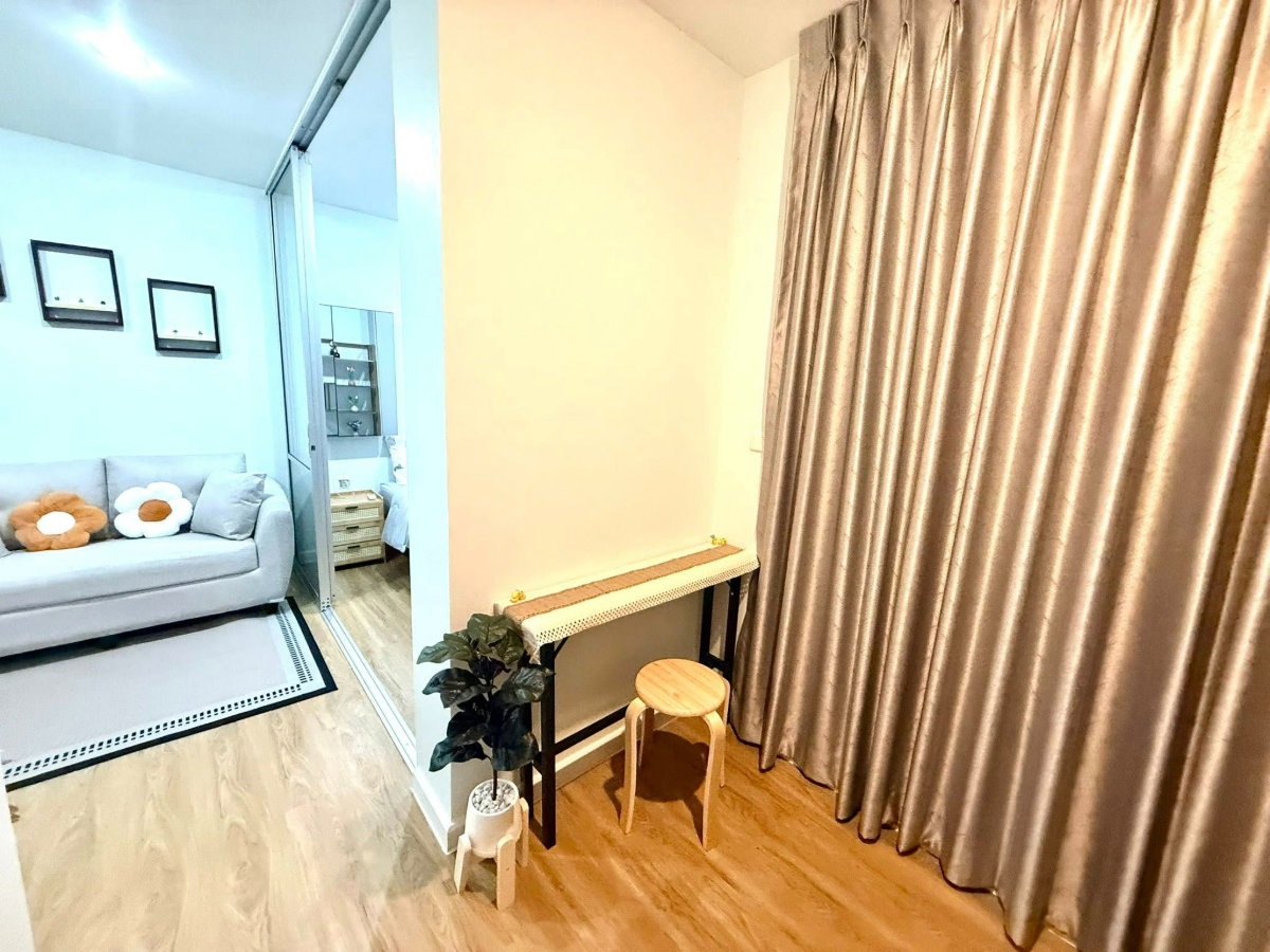 picture Room for sale  v condo Ladkrabang - 10/15