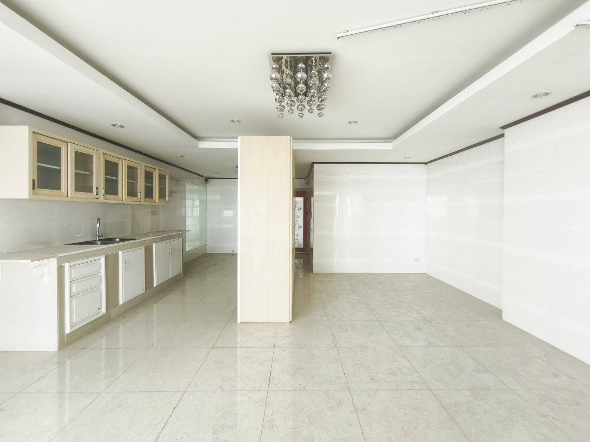 รูป ขายคอนโดเดอะ ทรีโอ การ์เด้น ห้องมุมใหญ่ 105 ตร.ม. ฟิลเหมือนอยู่บ้านจริง! " ทำเลทอง ติดถนนใหญ่ ใกล้ MRT ศรีนครินทร์ 38 ซื้ออยู่ก็คุ้ม ลงทุนก็ปัง! - รูปที่ 10/15