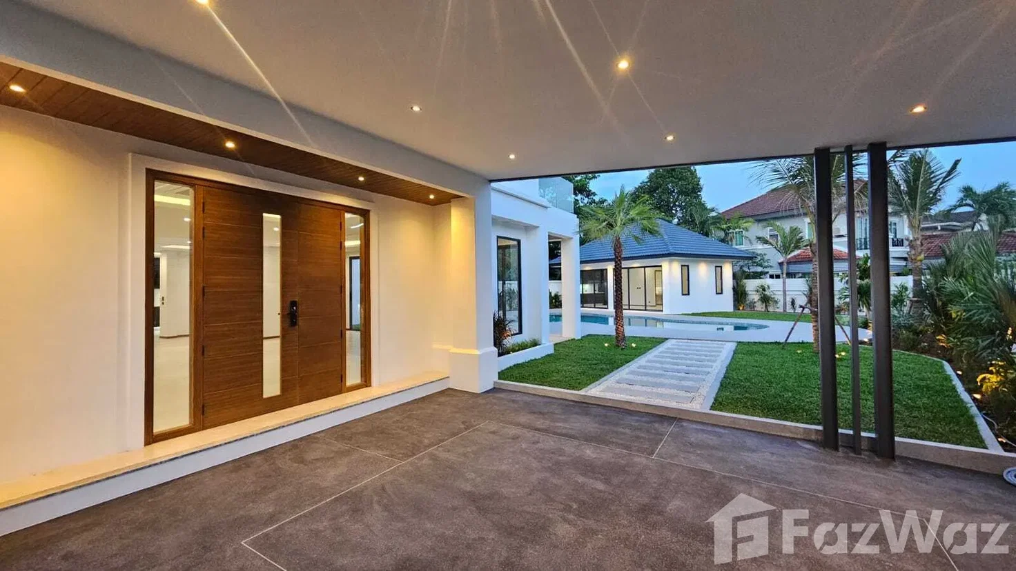 picture Luxury 5 bedroom villa in a secure gated community 6415138 - 3/14