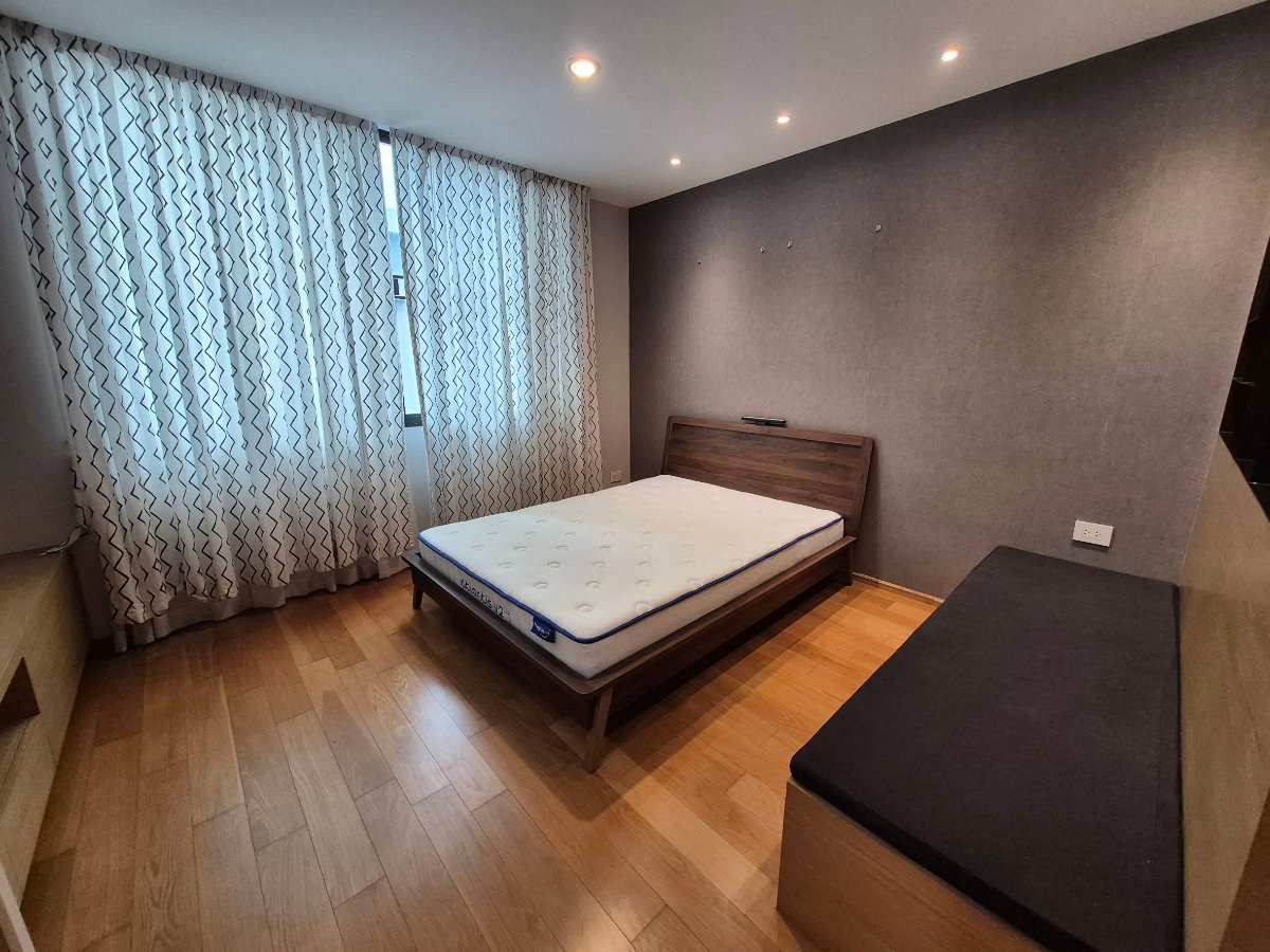 รูป Modern Luxury TownHome⭐3 Bedroom⭐Krungthep Kreetha Road - รูปที่ 24/30