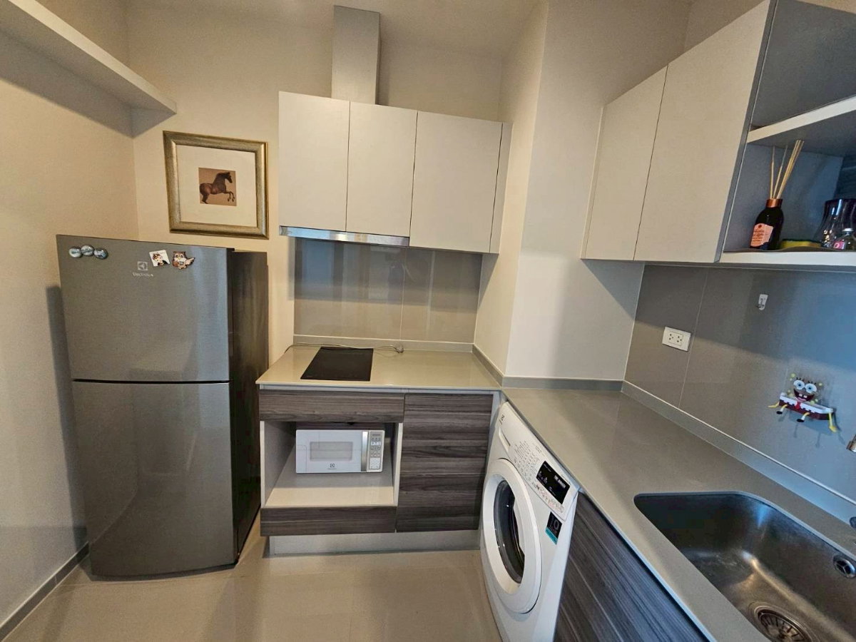 รูป For Rent 🏢✨ Life Asoke-Rama 9 เฟอร์นิเจอร์ครบ บิ้วอินสวยงาม สนใจแอดไลน์ @255ghzjq. มี@ด้วยน้าꔛ - รูปที่ 9/16