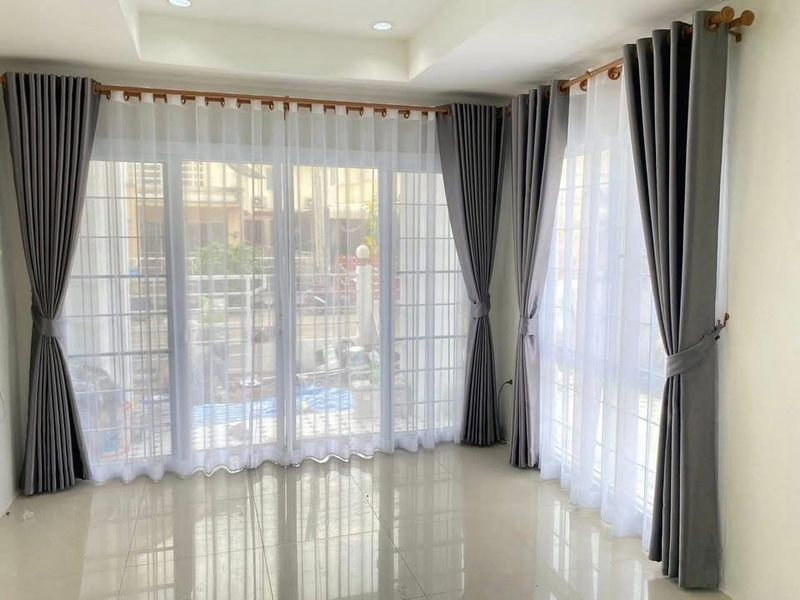 รูป ขายด่วน! บ้านแฝดรีโนเวทใหม่ ทำเลดี อ่าวอุดม ศรีราชา พร้อมอยู่  - รูปที่ 2/8